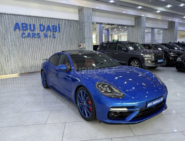 Porsche Panamera Turbo-3