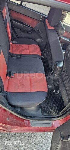 Hyundai Getz-10