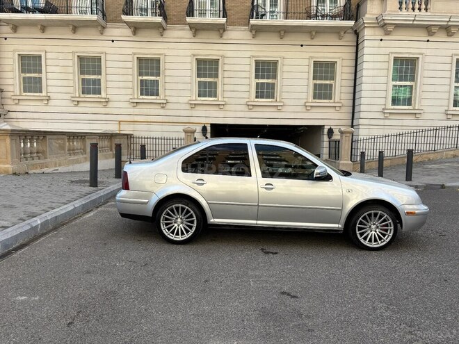 Volkswagen Jetta-4