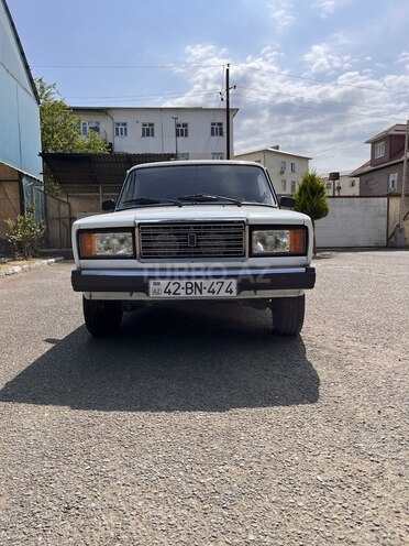 LADA (VAZ) 2107-1
