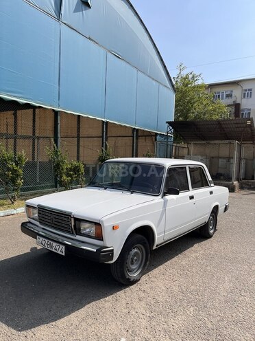 LADA (VAZ) 2107-2