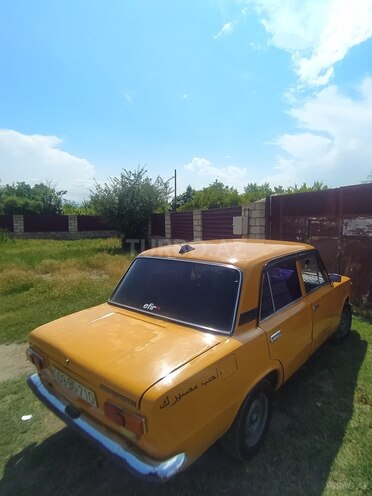 LADA (VAZ) 21011-12