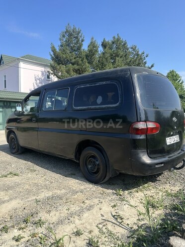 Hyundai H-1-4