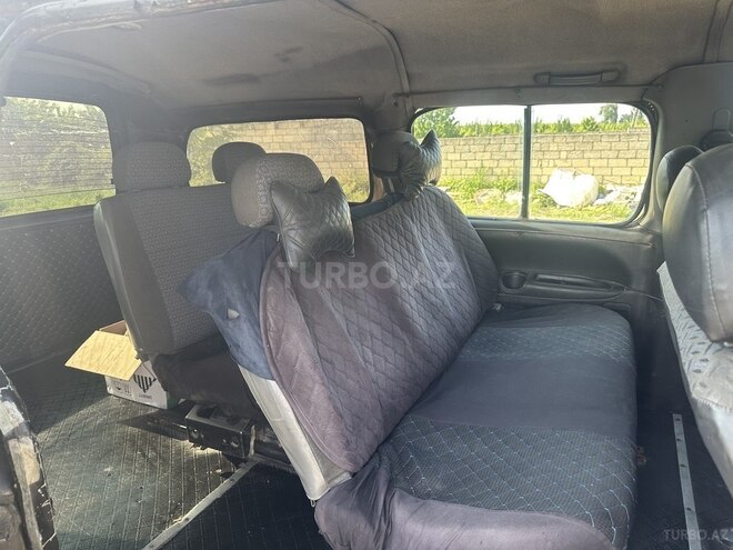 Hyundai H-1-8