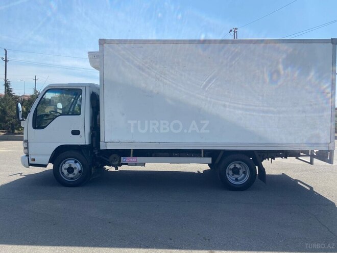 Isuzu NPR 66 L-3