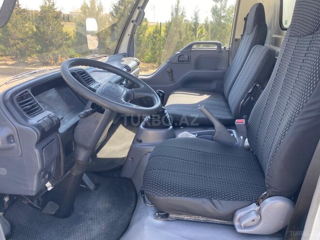 Isuzu NPR 66 L-7