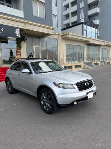 Infiniti FX35-7