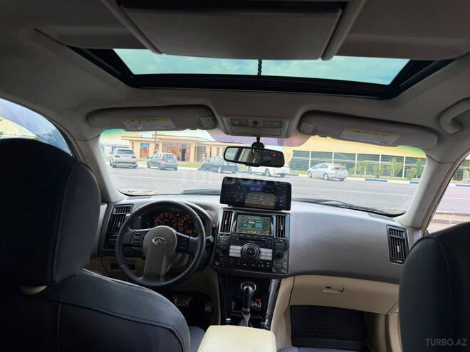 Infiniti FX35-13