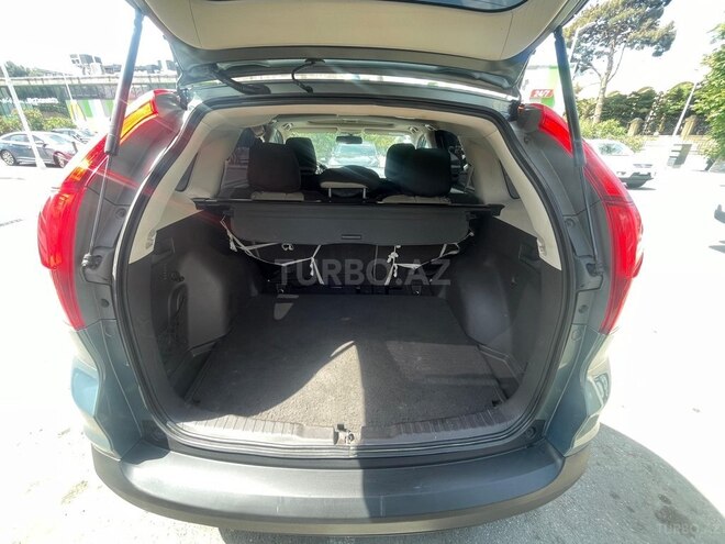 Honda CR-V-8