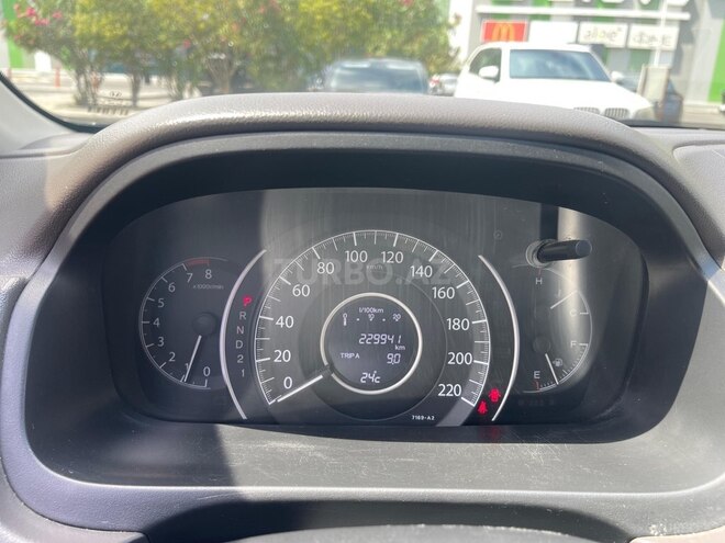 Honda CR-V-11