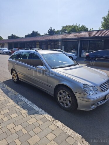Mercedes C 220-2