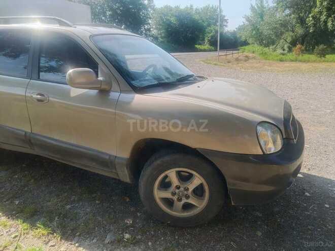 Hyundai Santa Fe-10