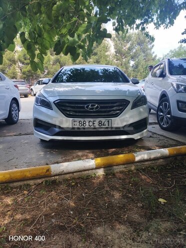 Hyundai Sonata-1