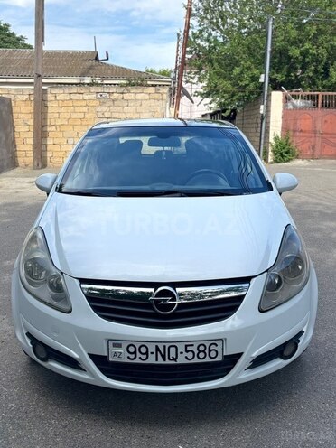 Opel Corsa-1