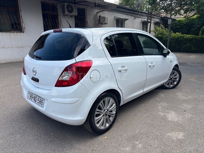 Opel Corsa-8