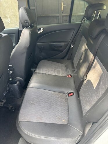 Opel Corsa-15