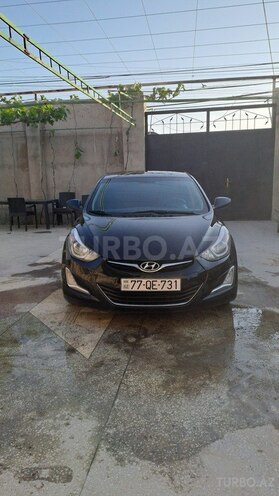 Hyundai Elantra-1
