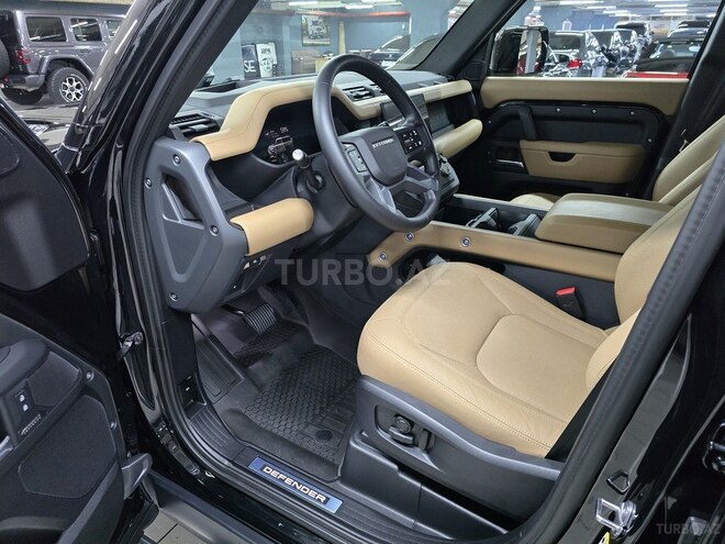 Land Rover Defender-13
