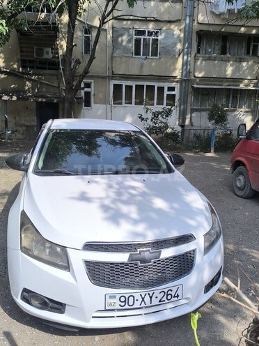 Chevrolet Cruze-1