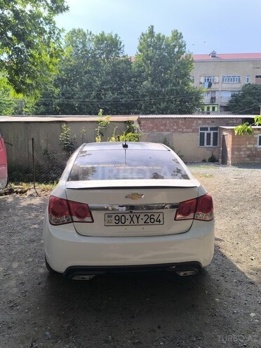 Chevrolet Cruze-2