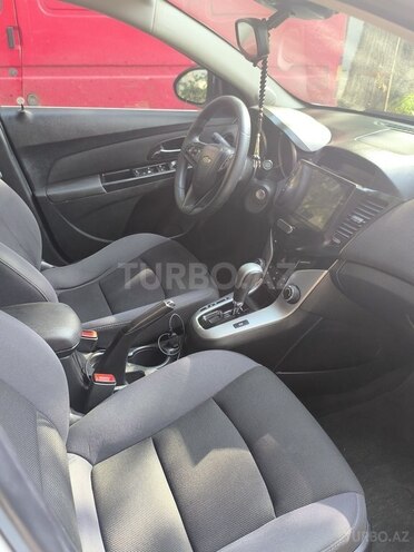Chevrolet Cruze-5