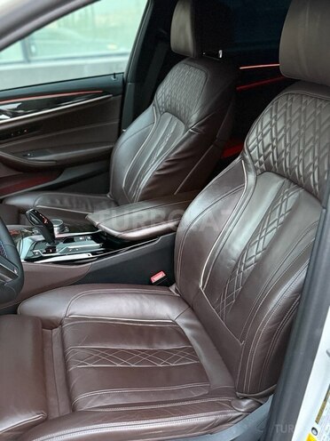 BMW 530-7