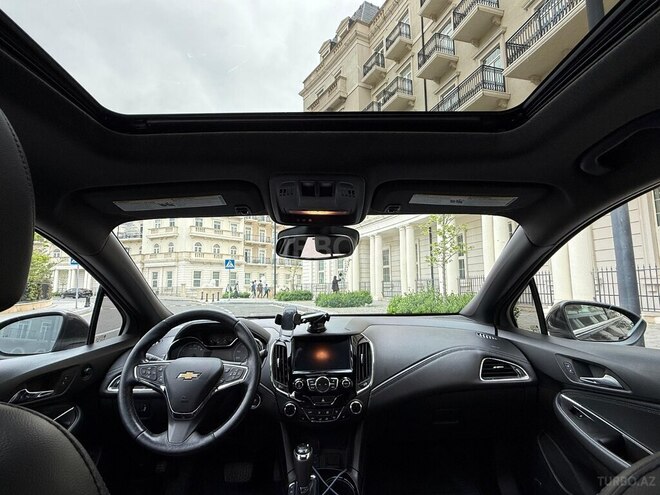 Chevrolet Cruze-10