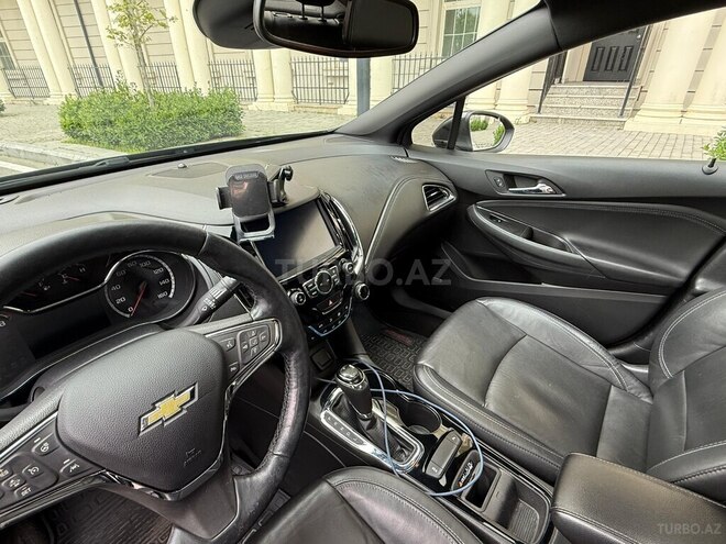 Chevrolet Cruze-8
