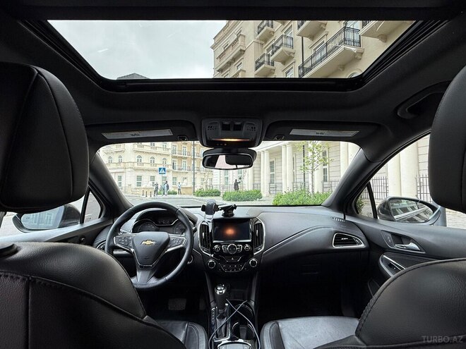 Chevrolet Cruze-11