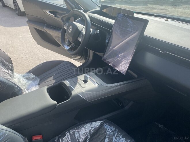 Changan Eado-7