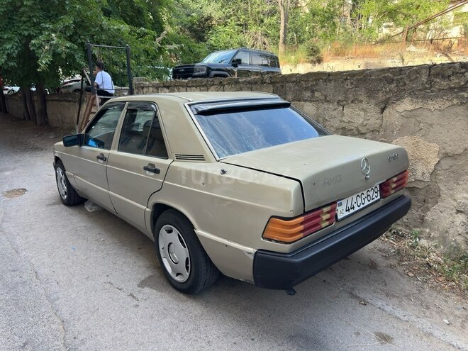 Mercedes 190-3