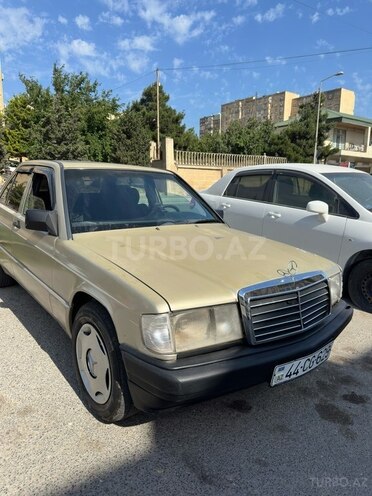 Mercedes 190-6