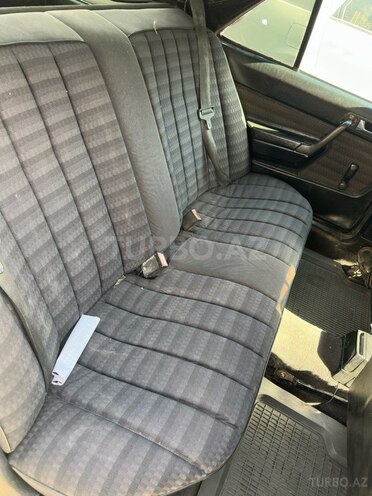 Mercedes 190-14