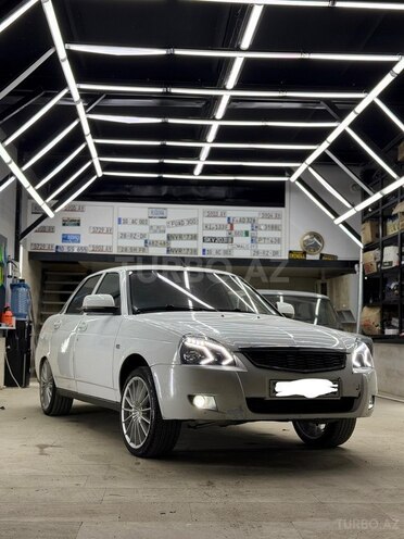 LADA (VAZ) Priora-1