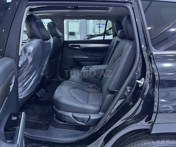 Toyota Highlander-14