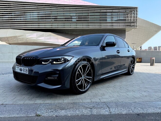 BMW 330-2