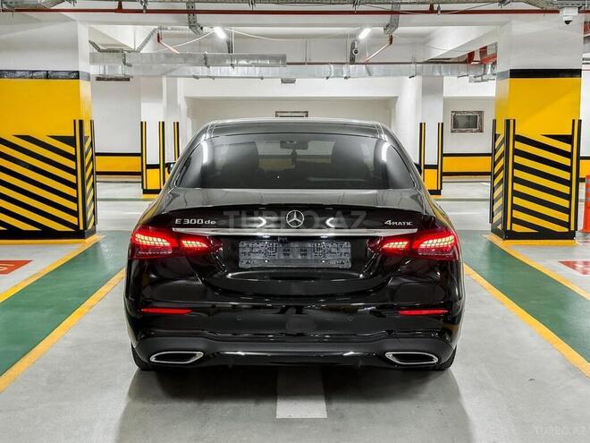 Mercedes E 300 de 4MATIC-2