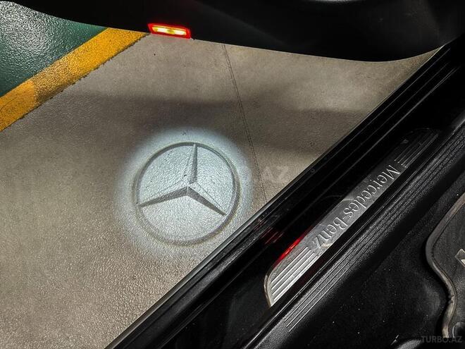 Mercedes E 300 de 4MATIC-10