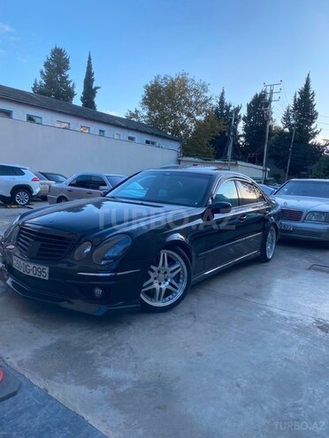 Mercedes E 200-3