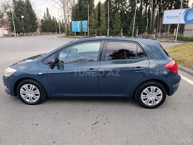 Toyota Auris-9