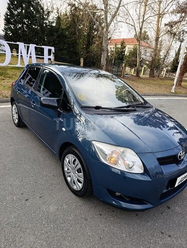 Toyota Auris-6