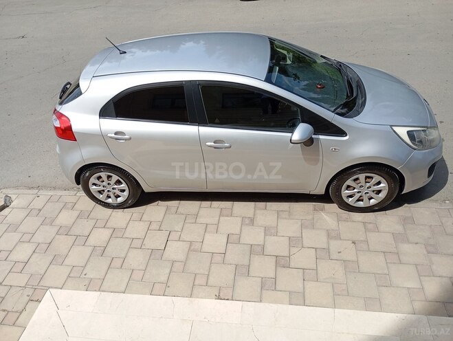 Kia Rio-8