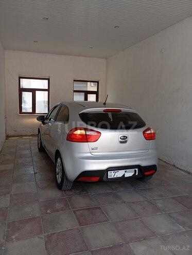 Kia Rio-18