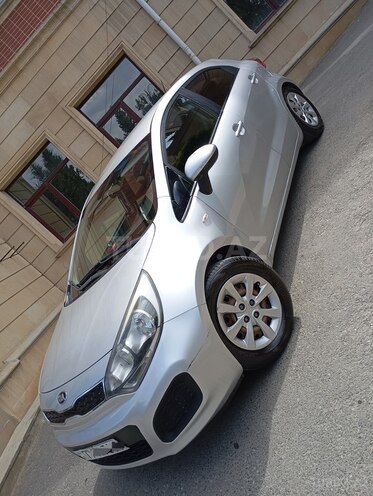 Kia Rio-3