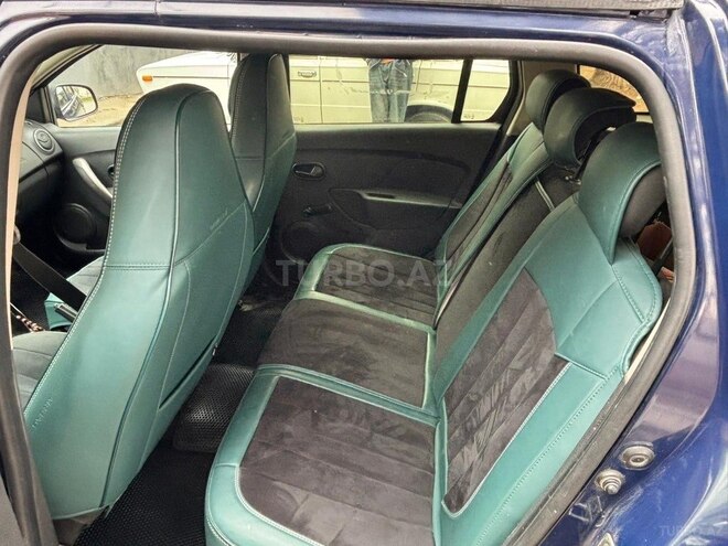 Renault Logan-3