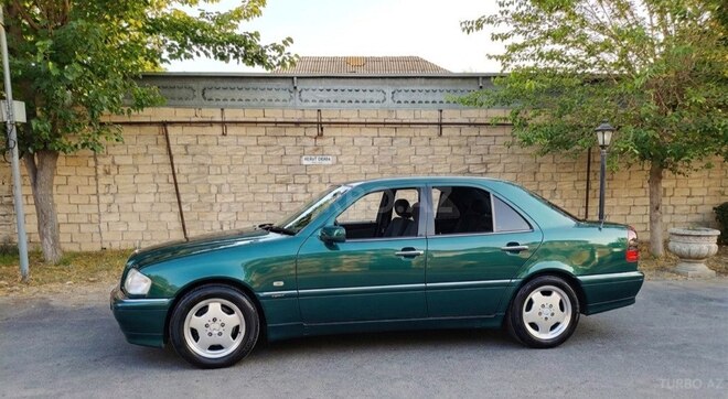 Mercedes C 180-3
