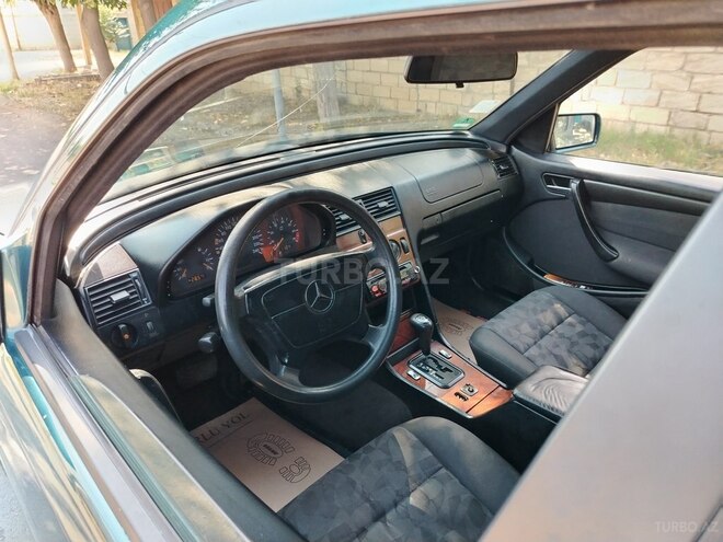 Mercedes C 180-6