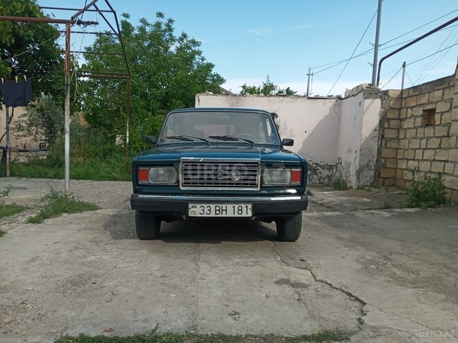 LADA (VAZ) 2107-2