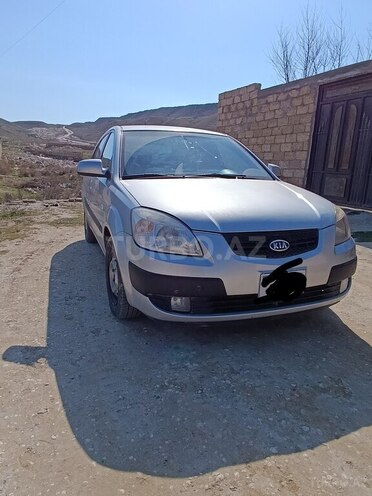 Kia Rio-2