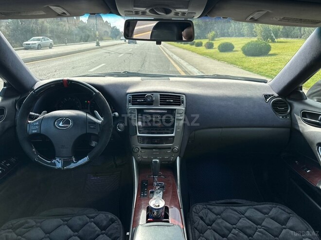 Lexus IS 250-11